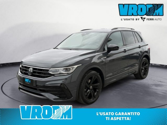 Volkswagen Tiguan 1.5 TSI 150 CV DSG R-Line usato a VILLORBA