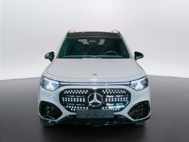 Mercedes-Benz GLB 250 + con tecnologia EQ - foto 4 di 4