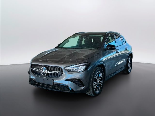 Mercedes-Benz GLA 200 d Automatic 4MATIC nuovo a MOSCIANO SANT ANGELO