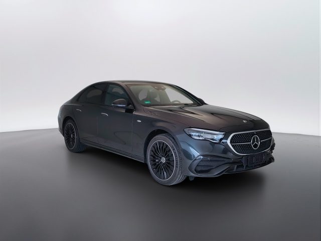 Mercedes-Benz CLA sse E- W214 Berlina - E 300 de phev AMG Line Premi - foto 3 di 4