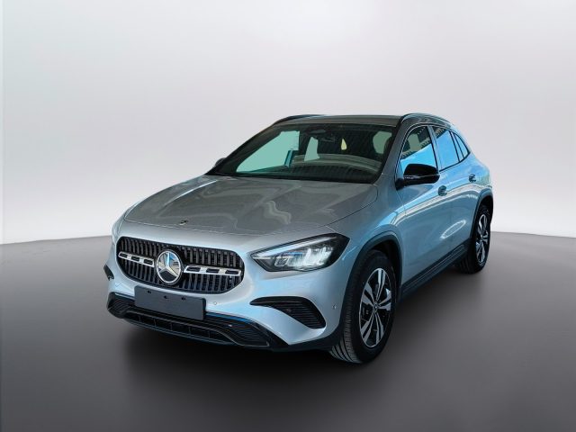 Mercedes-Benz GLA 200 d automatic nuovo a MOSCIANO SANT ANGELO