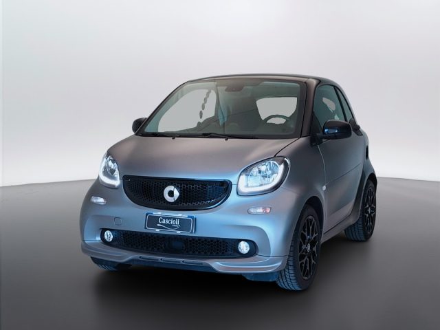 smart forTwo III 2015 - 1.0 Superpassion 71cv twinamic usato a MOSCIANO SANT ANGELO