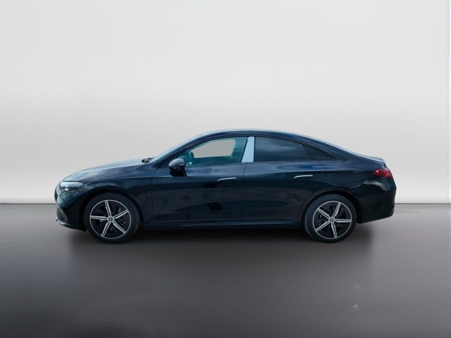 Mercedes-Benz CLA 250 + con tecnologia EQ - foto 3 di 4