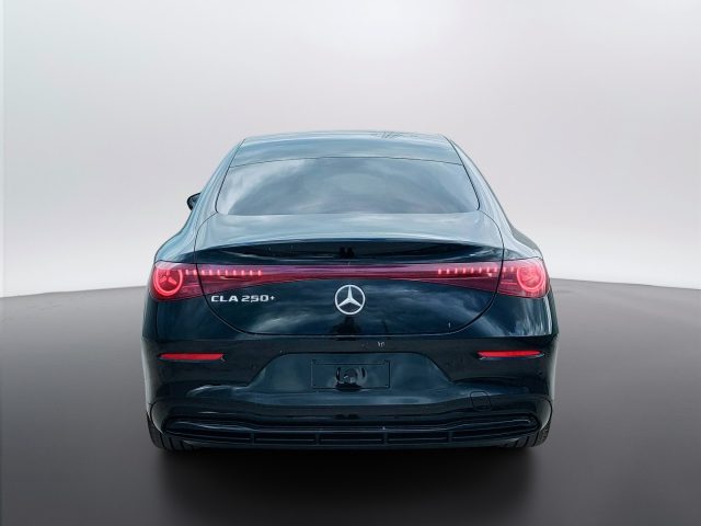 Mercedes-Benz CLA 250 + con tecnologia EQ - foto 4 di 4