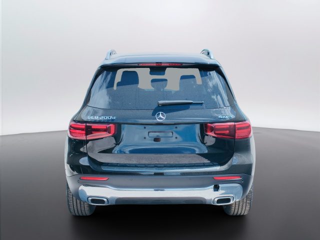 Mercedes-Benz GLB 200 d 4MATIC - foto 4 di 4