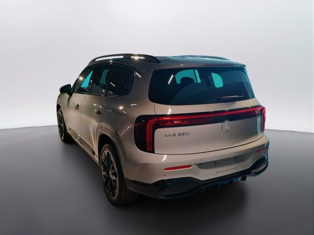 Mercedes-Benz GLB 250 + con tecnologia EQ - foto 4 di 4