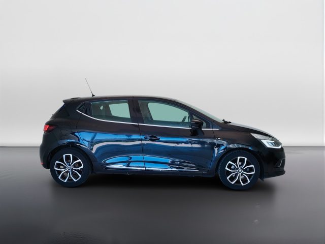 Renault Clio IV 2017 - 1.5 dci Moschino Zen 90cv - foto 4 di 4