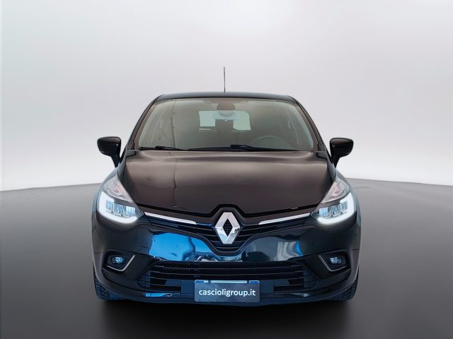 Renault Clio IV 2017 - 1.5 dci Moschino Zen 90cv - foto 2 di 4