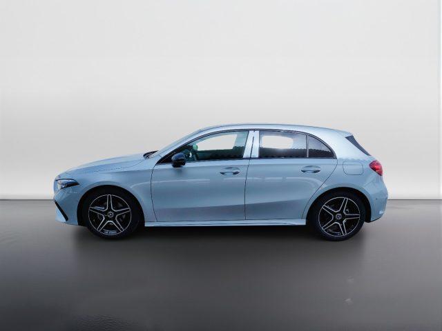 Mercedes-Benz A 180 d Automatic - foto 3 di 4