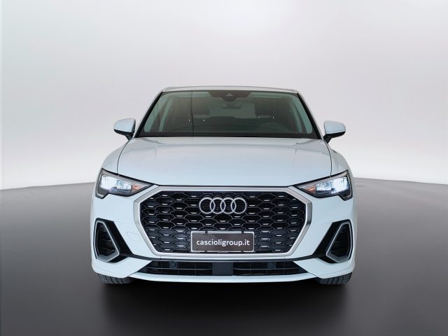 Audi Q3 I 2019 Sportback - Sportback 35 2.0 tdi S line e - foto 2 di 4