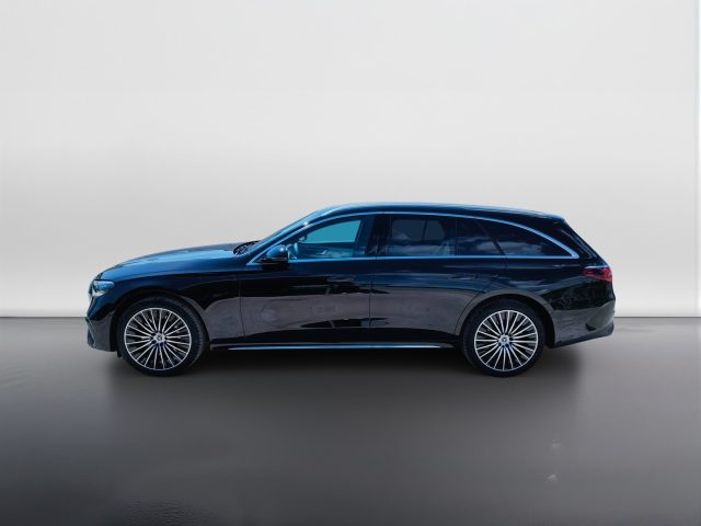 Mercedes-Benz E 220 d 4MATIC Station Wagon - foto 3 di 4