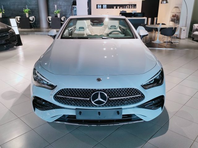 Mercedes-Benz CLE 220 d Cabrio - foto 3 di 4