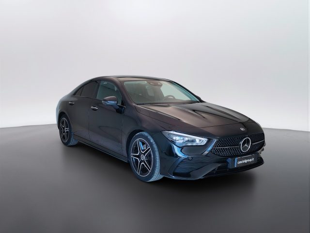 Mercedes-Benz CLA Coupe - C118 2023 - Coupe 200 d AMG Line Premium - foto 3 di 4