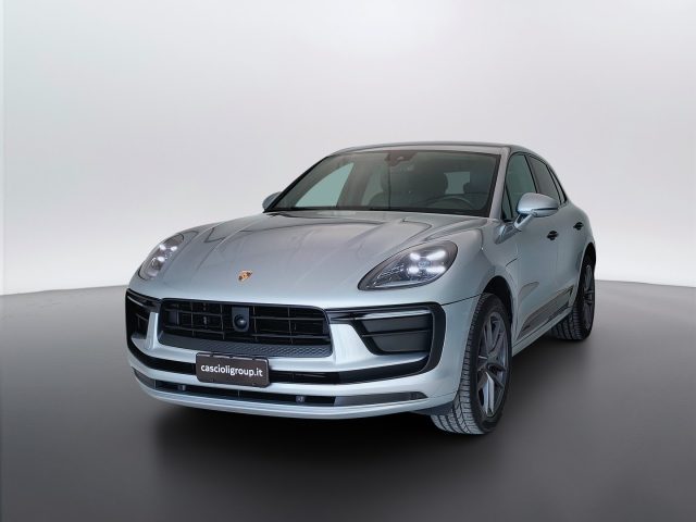 Porsche Macan I 2022 - 2.0 265cv pdk, del 2022, 79.948 km, in vendita a Mosciano Sant Angelo (TE)