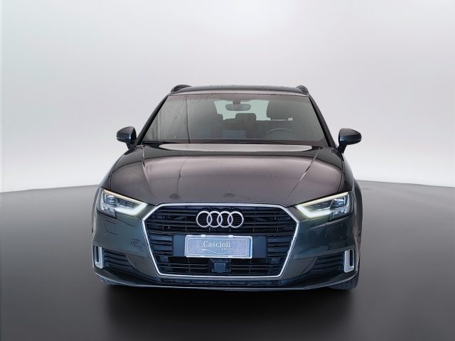 Audi A3 III 2016 Sportback - Sportback 35 2.0 tdi Sport - foto 2 di 4
