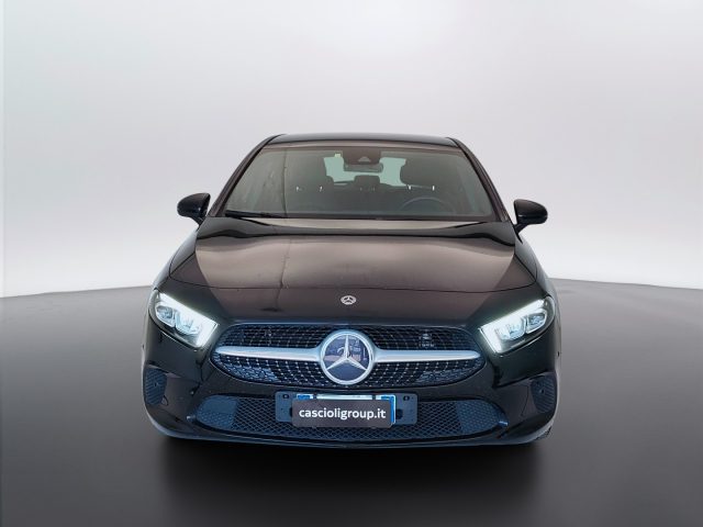 Mercedes-Benz A 180 Classe A - W177 2018 - d Premium auto - foto 2 di 4