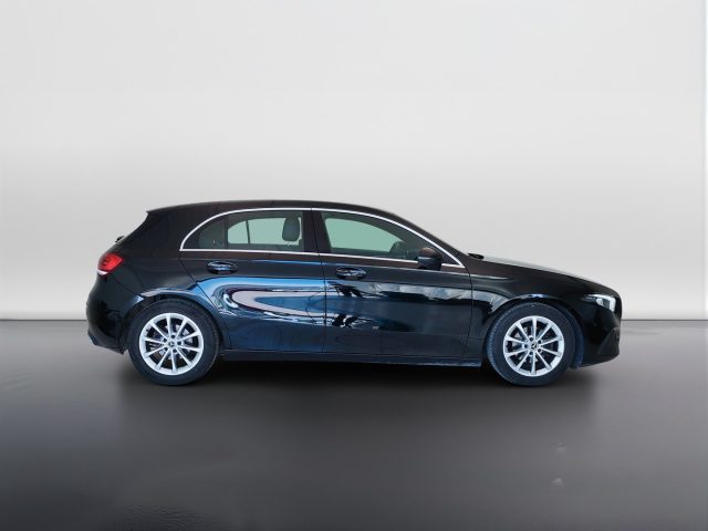 Mercedes-Benz A 180 Classe A - W177 2018 - d Premium auto - foto 4 di 4