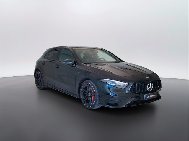 Mercedes-Benz G Classe A - W177 2023 - A AM 35 Premium AM Racin Co - foto 3 di 4