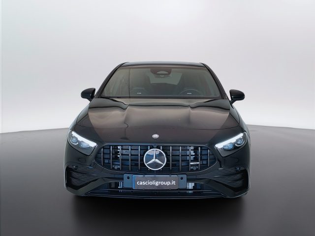 Mercedes-Benz G Classe A - W177 2023 - A AM 35 Premium AM Racin Co - foto 2 di 4