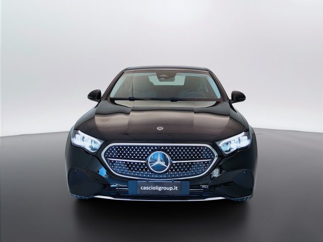 Mercedes-Benz CLA sse E- W214 Berlina - E 200 d Advanced auto - foto 2 di 4