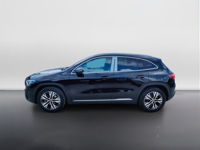 Mercedes-Benz GLA 180 d - foto 3 di 4