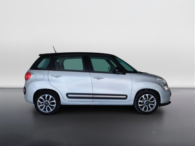 Fiat 500L 2012 - 1.3 mjt Lounge 95cv - foto 4 di 4
