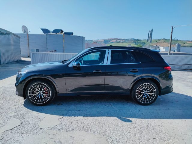 Mercedes-Benz G Mercedes-AM LC 53 4MATIC+ - foto 3 di 4