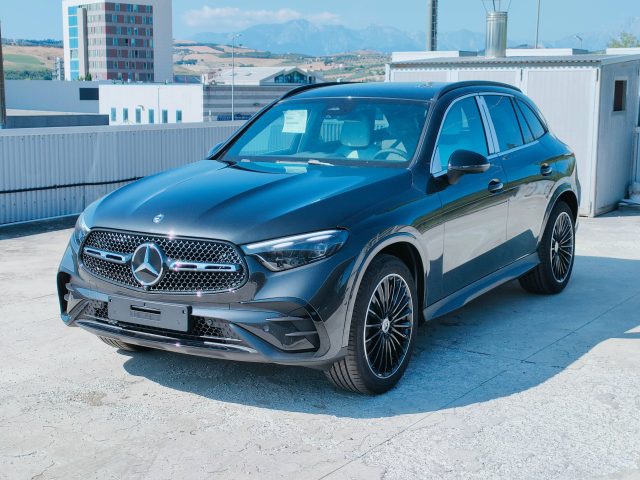 Mercedes-Benz GLC 220 d 4MATIC - foto 1 di 4