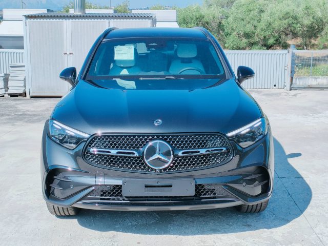 Mercedes-Benz GLC 220 d 4MATIC - foto 3 di 4