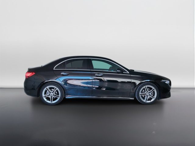 Mercedes-Benz A 180 d - foto 4 di 4