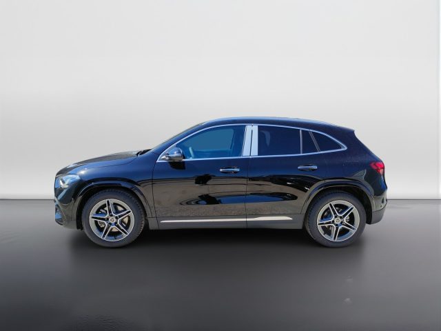 Mercedes-Benz GLA 200 d - foto 3 di 4