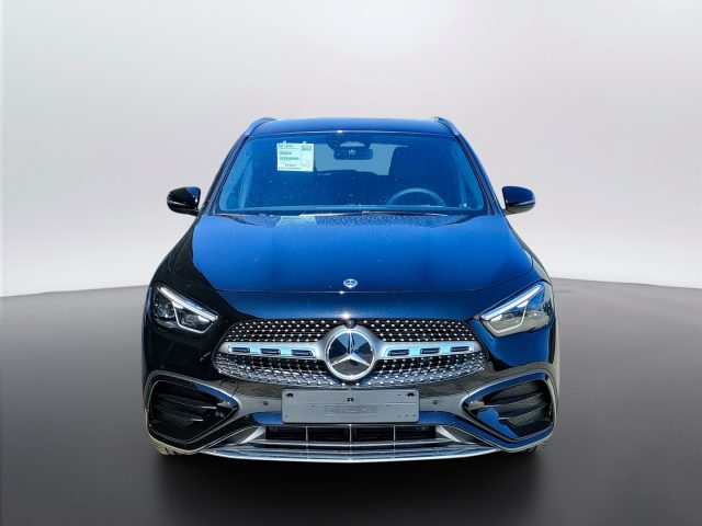 Mercedes-Benz GLA 200 d - foto 2 di 4