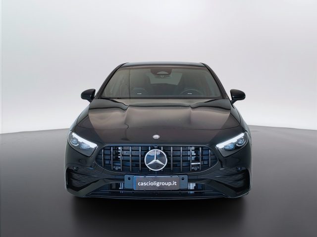 Mercedes-Benz G Classe A - W177 2023 - A AM 35 Premium AM Racin Co - foto 2 di 4