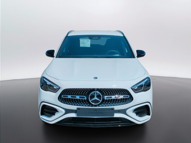 Mercedes-Benz GLA 200 d - foto 3 di 4