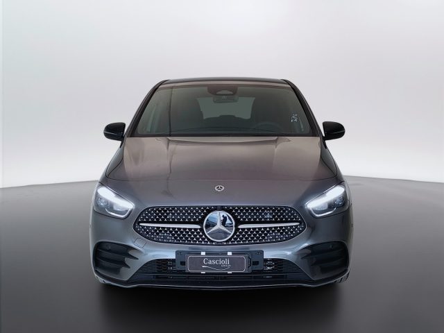 Mercedes-Benz CLA sse B - W247 2023 - B 180 d AMG Line Advanced Plus - foto 2 di 4