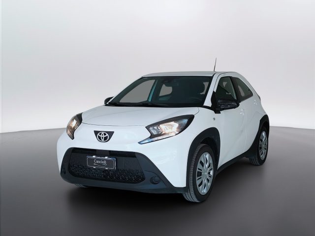 Toyota Aygo X - 1.0 Active 72cv usato a MOSCIANO SANT ANGELO