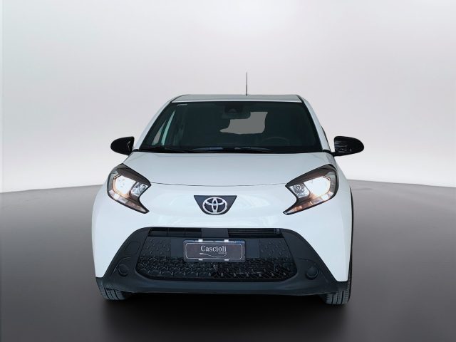Toyota Aygo X - 1.0 Active 72cv - foto 2 di 4