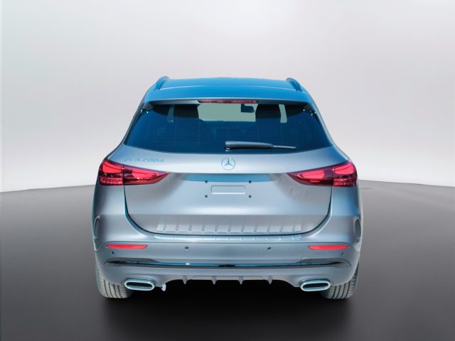 Mercedes-Benz GLA 200 d - foto 4 di 4