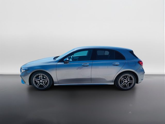 Mercedes-Benz A 180 d Automatic - foto 3 di 4