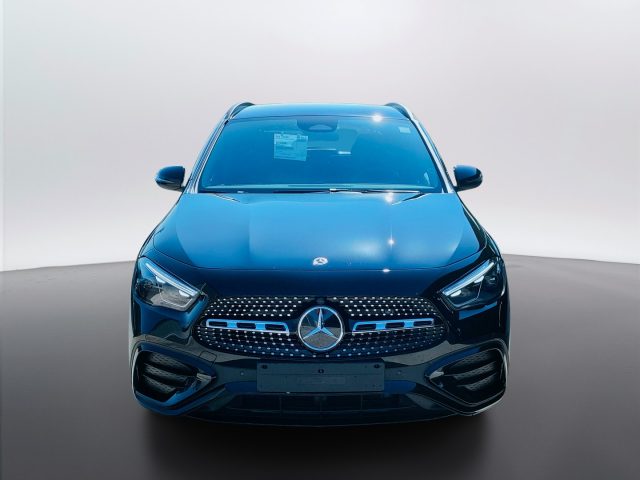 Mercedes-Benz GLA 200 d - foto 2 di 4
