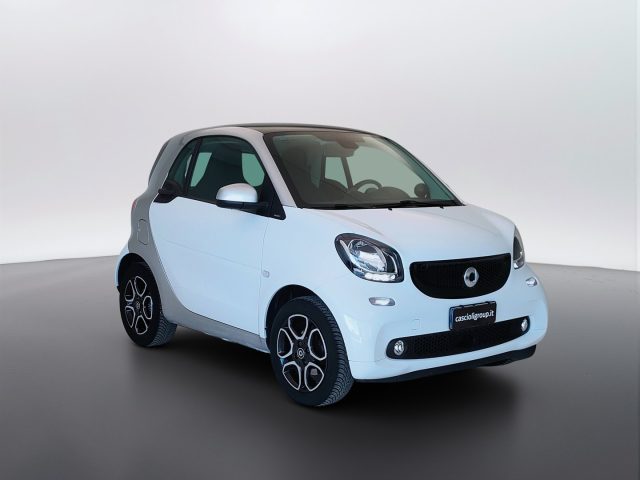 smart forTwo III 2015 - 1.0 Passion 71cv twinamic my18 - foto 3 di 4