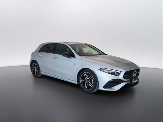Mercedes-Benz A 180 Classe A - W177 2023 - d AMG Line Advanced Plus a - foto 3 di 4