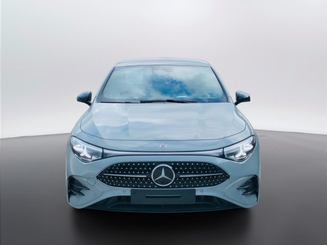 Mercedes-Benz CLA 200 - foto 4 di 4
