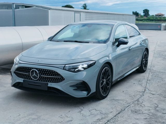 Mercedes-Benz CLA 200 nuovo a MOSCIANO SANT ANGELO