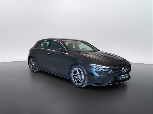 Mercedes-Benz A 180 Classe A - W177 2023 - AMG Line Advanced Plus aut - foto 3 di 4