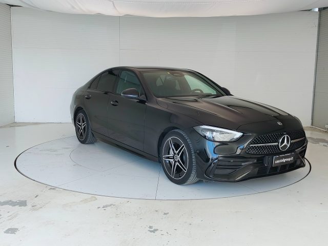 Mercedes-Benz CLA sse C-W206 Berlina 2021 - C 220 d mhev Premium aut - foto 3 di 4