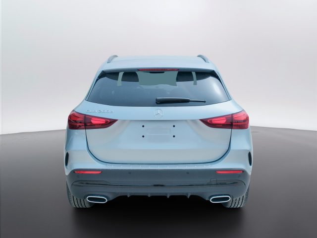 Mercedes-Benz GLA 200 d - foto 4 di 4