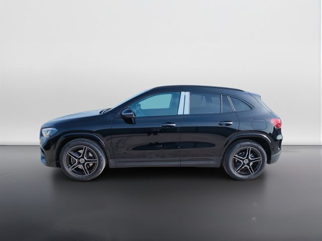 Mercedes-Benz GLA 200 d - foto 3 di 4