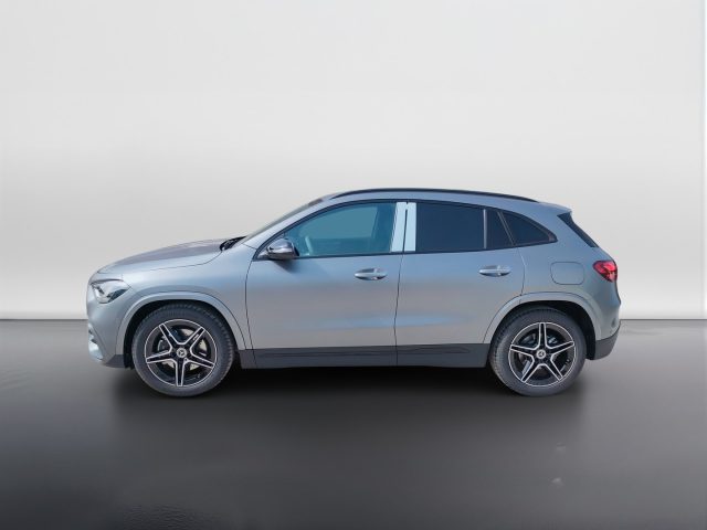 Mercedes-Benz GLA 200 d - foto 3 di 4