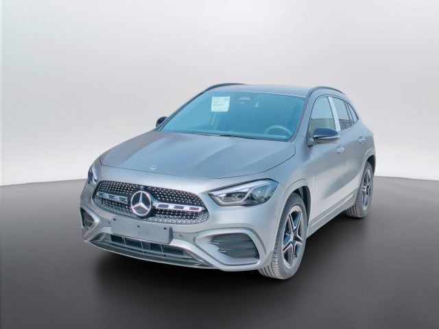Mercedes-Benz GLA 200 d nuovo a MOSCIANO SANT ANGELO